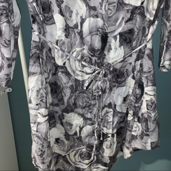 Floral Blouse - Picture 6 of 7